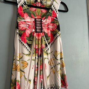 SELLING EMERALD TOP FOR WOMEN SiZE PS COLOR FLORAL 💐🌿🪷🎋SLEEVELESS